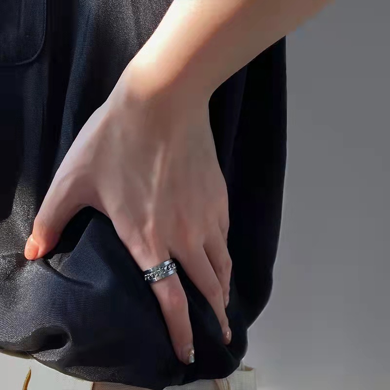 Nhẫn thép titan đánh bóng 6-12 thiết kế xoắn có thể xoay 8mm cho nam và nữ kiêm đồ khui chai rượu tiện lợi