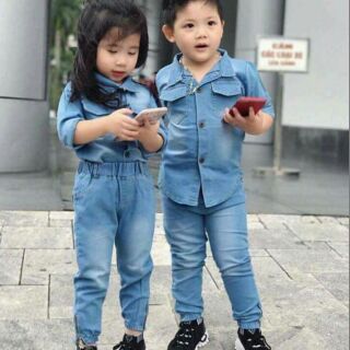 Bộ bò cho bé trai và bé gái siêu kute chất jean mềm mịn, có độ giản ........................................