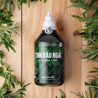 Tinh dầu ngải cứu chai 500ml sản phẩm của Đại học Y Dược Thái Bình