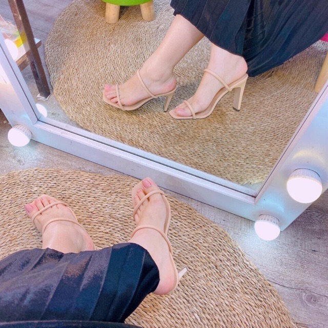Dép guốc 7 phân gót dẹp 2 quai ngang tròn