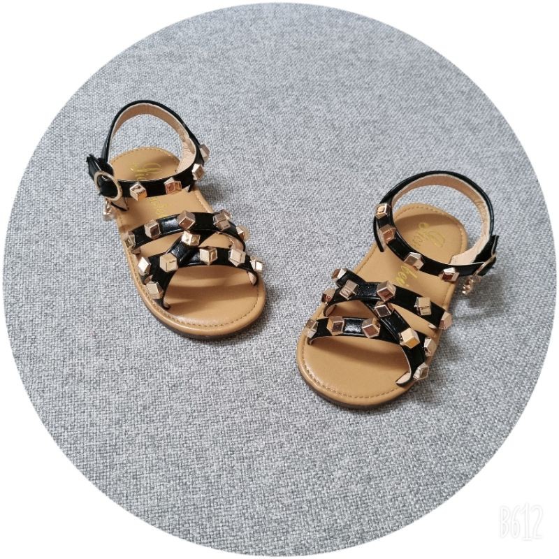 Sandal Tập Đi Cho Bé, Sandal cho bé gái đinh tán xinh xắn mã H60