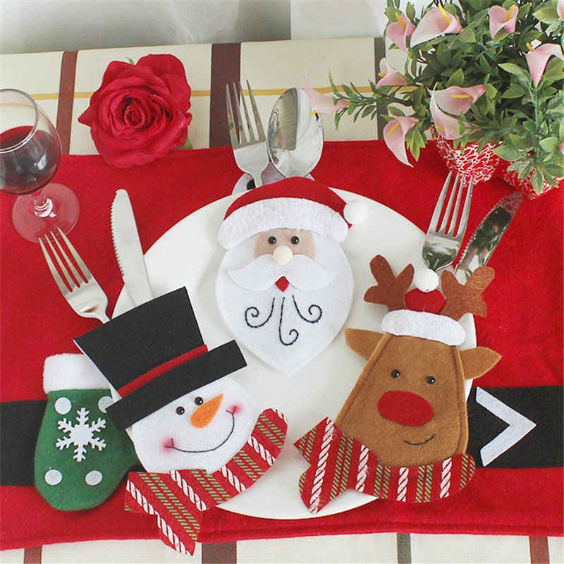 1 Giá Đỡ Nĩa &amp; Dao Bỏ Túi Hình Ông Già Noel Tuần Lộc Trang Trí Bàn Ăn