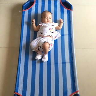 Giường bố cho bé