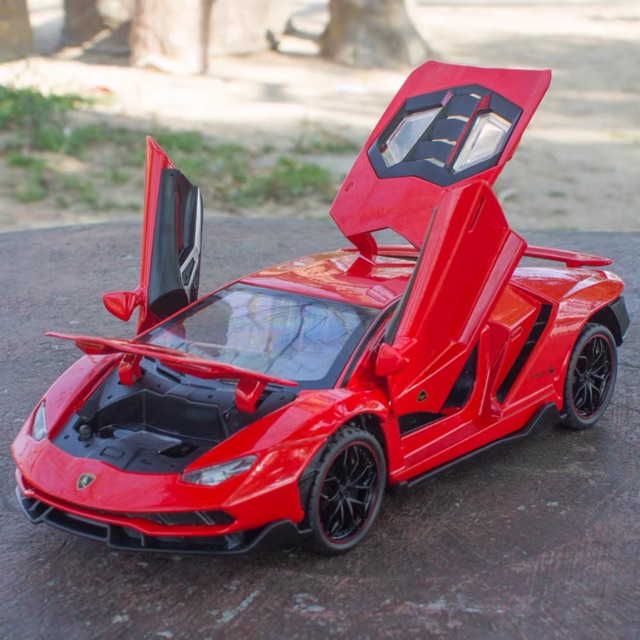 Có sẵn  Mô Hình Xe Kim Loại 1:24 Lamborghini LP770-4  Vàng Đen Đỏ