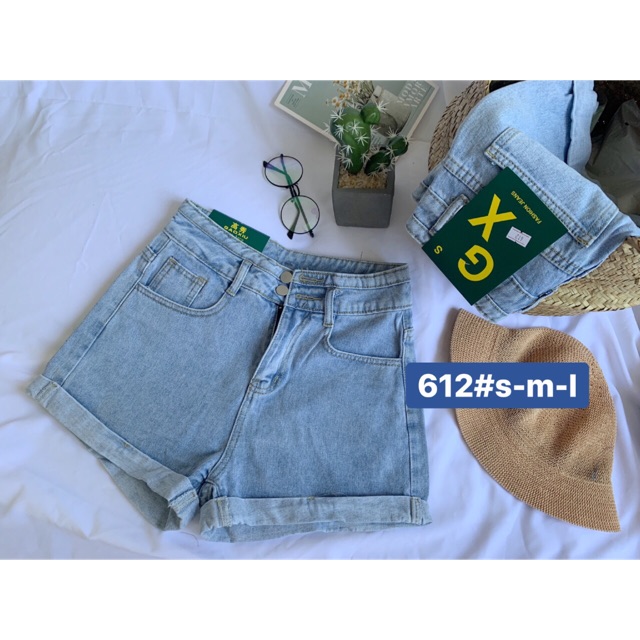 Quần shorts bò cạp 2 cúc