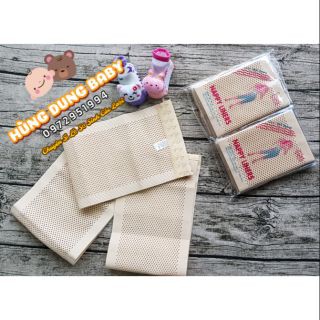Ghen lỗ nịt bụng hiền trang