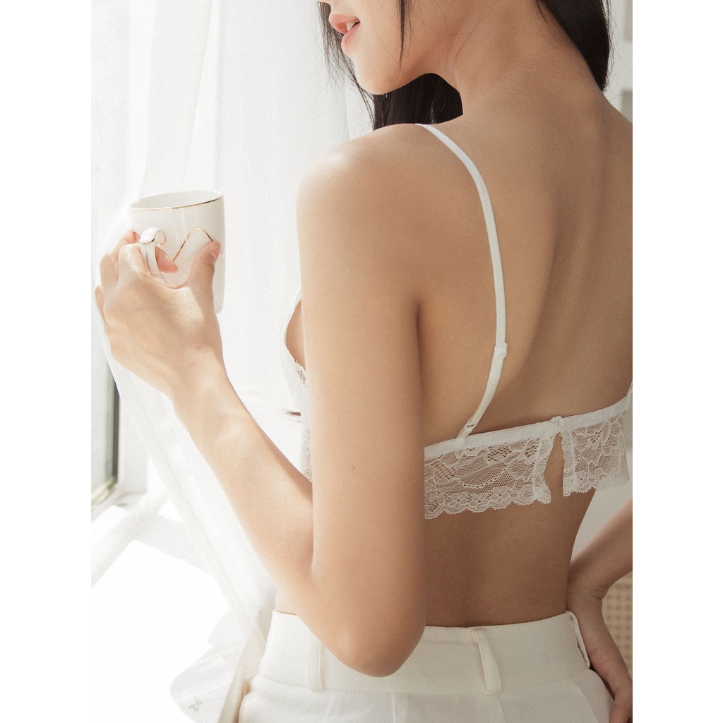 Lace bralette màu ren trắng MADELEN