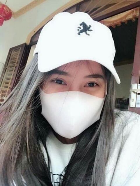 Khẩu trang vải kiểu Hàn Quốc tái sử dụng nhiều lần, chất liệu mềm mại dễ dàng giặt | BigBuy360 - bigbuy360.vn