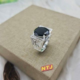 Nhẫn nam bạc ta 925 mặt chữ nhật đính đá tròn phay