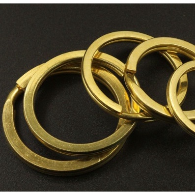 2 chiếc khoen tròn đồng thau