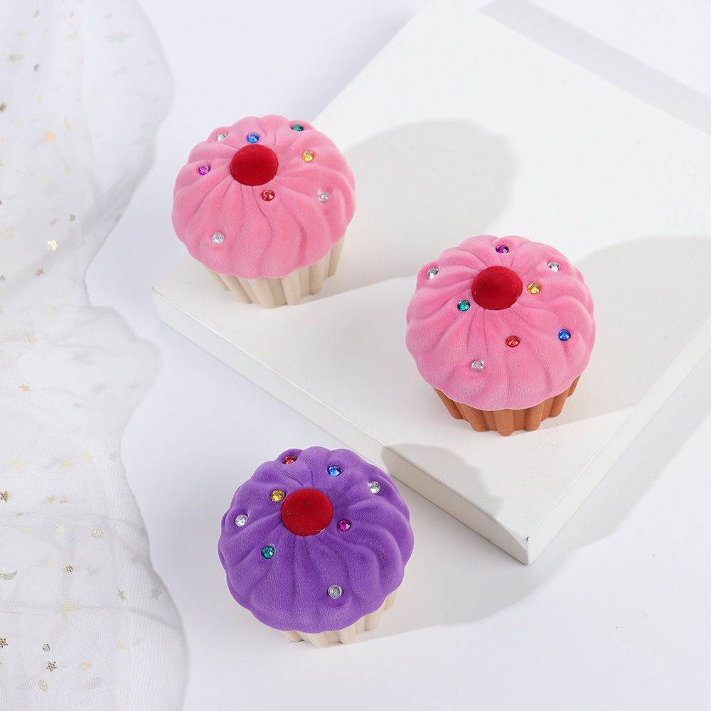 Hộp đựng nhẫn hình bánh ngọt kiểu dáng sang trọng đa năng