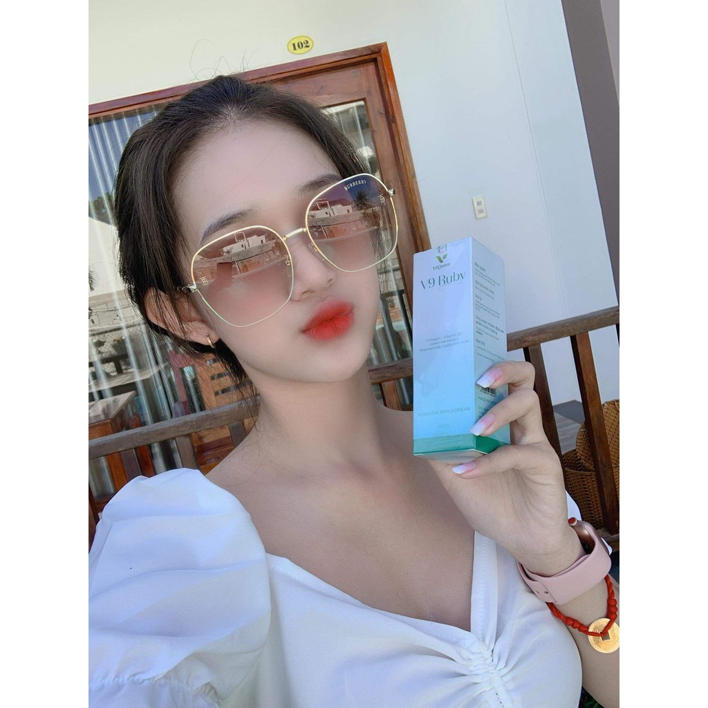 Nước hoa hồng V9Queen, xịt khoáng cấp ẩm dưỡng trắng da, kiềm dầu giảm mụn - V9 Ruby 100ml | BigBuy360 - bigbuy360.vn