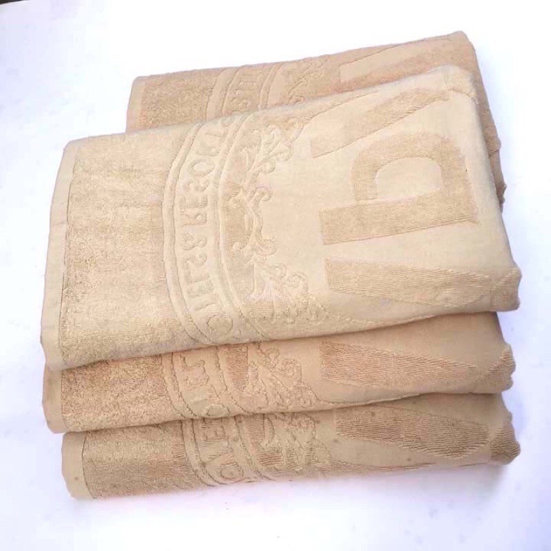 KHĂN TẮM LOGO KHÁCH SẠN MÀU BE 100% COTTON bao ưng