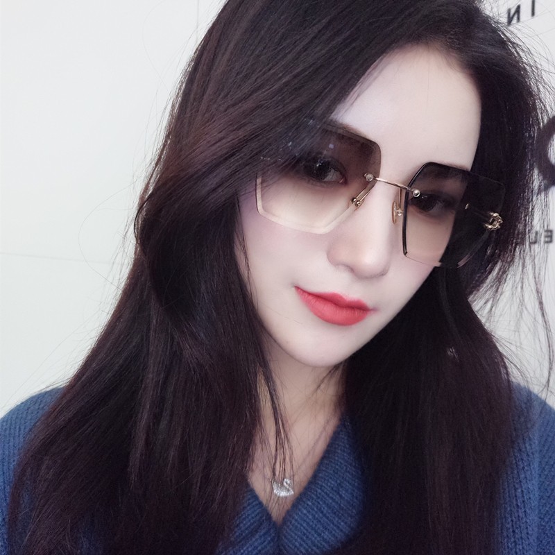 Kính Mát Thiết Kế Gọng Hình Đa Giác Màu Gradient Thời Thượng Cho Nữ | BigBuy360 - bigbuy360.vn