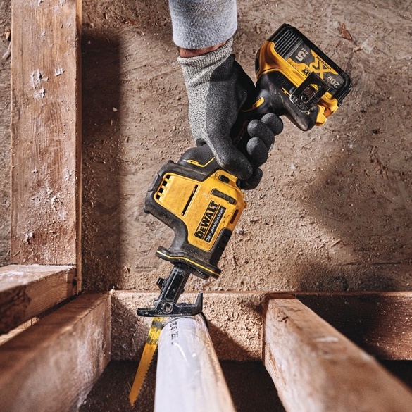 Máy cưa kiếm pin Dewalt DCS369 369 DCS369B - Nghề Mộc