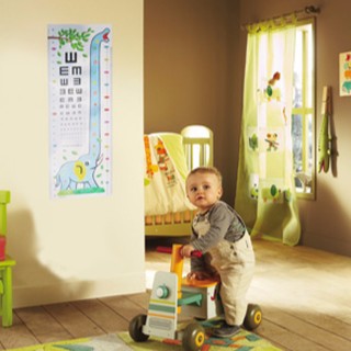 Decal dán tường đo chiều cao và thị lực
