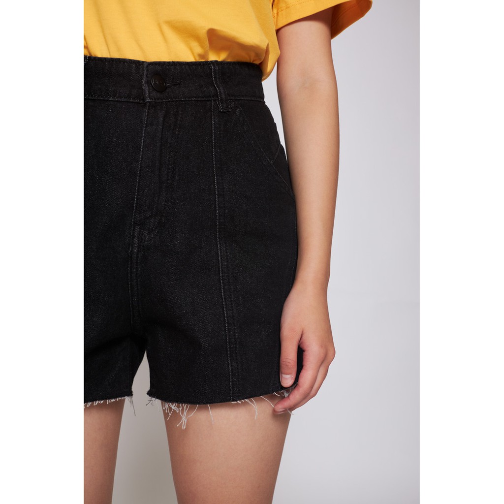 Quần Short BOO Nữ Dáng Rộng High Waisted Raw Hem Phong Cách Hàn Quốc
