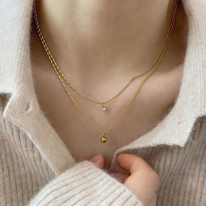 Dây Chuyền Bằng Thép Titan Đính Kim Cương Nhân Tạo Màu Vàng Thời Trang
