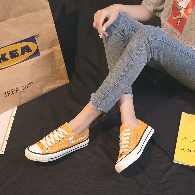 [INS HOT] [INS HOT]Giày thể thao nữ canvas kiểu,💥Classic thêu hoa cúc nhí💥（2218） | BigBuy360 - bigbuy360.vn