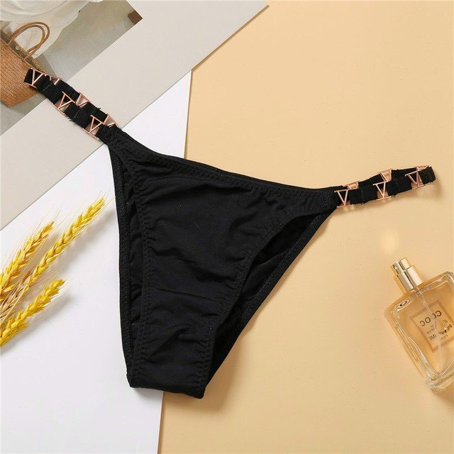 Quần lót nữ EMBRA Vic lọt khe cạp hoạ tiết V sexy EBQL17