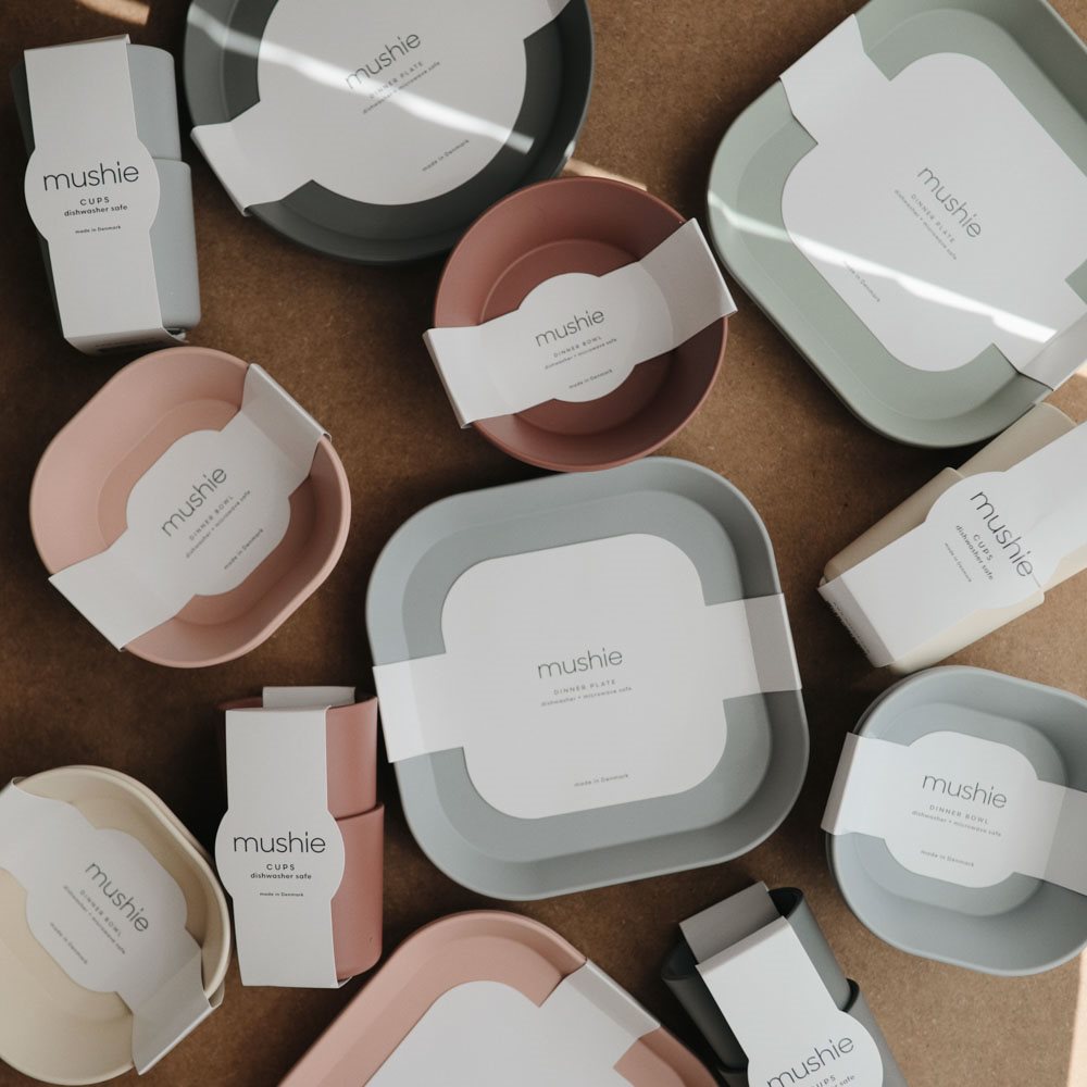 Bát đĩa thìa ăn dặm Mushie cho bé