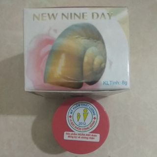 Kem ốc sên dưỡng trắng da ngăn ngừa mụn ( new nine day 8g)