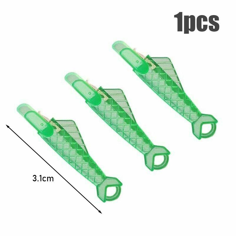 Dụng Cụ Xỏ Chỉ Tự Nhiên B7E9