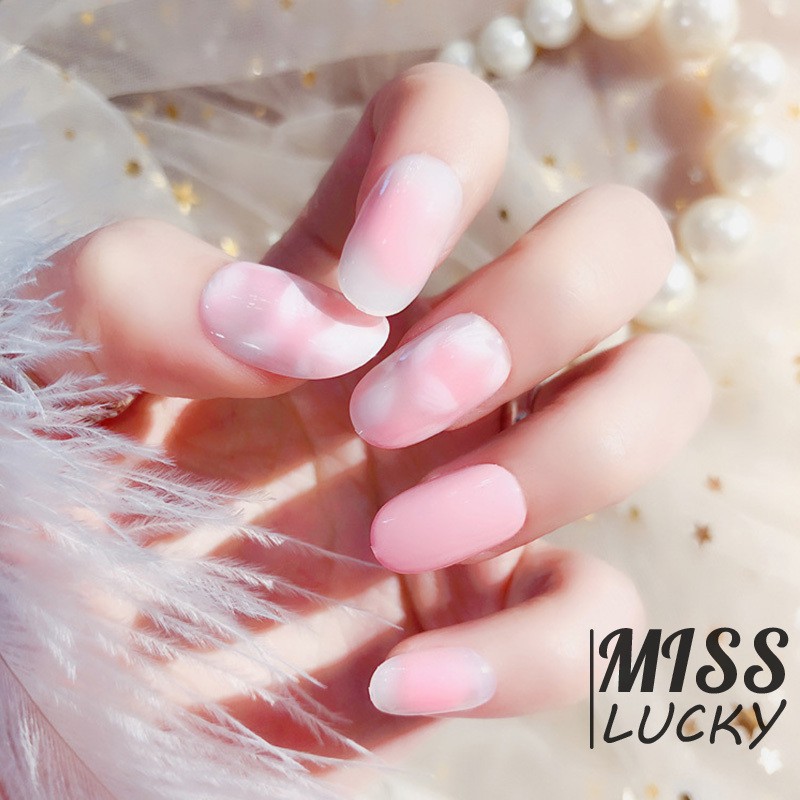 Móng tay giả màu hồng tuyến tính đầu tròn cho nữ