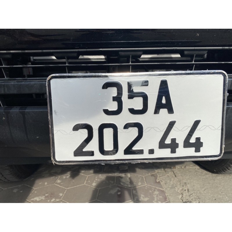 2 chiếc khung hộp biển số chống nước ô tô loại 1 xe tải,xe con lắp chung 2 cái bằng nhau đăng ký sau ngày 1/8