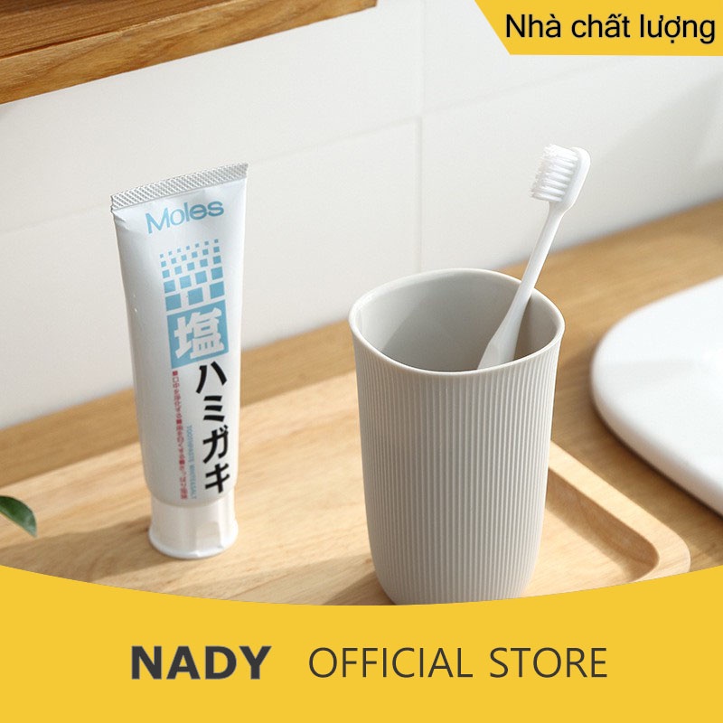 Bộ Cốc Đánh Răng Thiết Kế Đơn Giản Sáng Tạo Cho Cặp Đôi