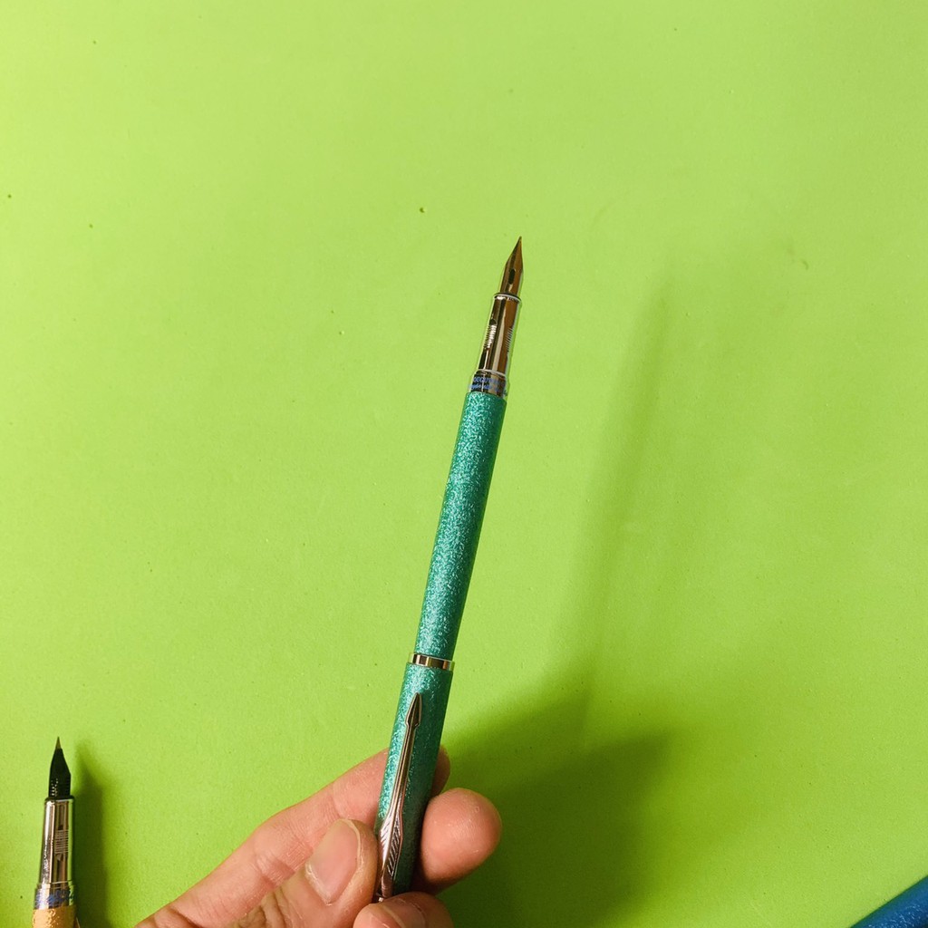 Bút máy 005 ngòi lá tre đẹp mê ly