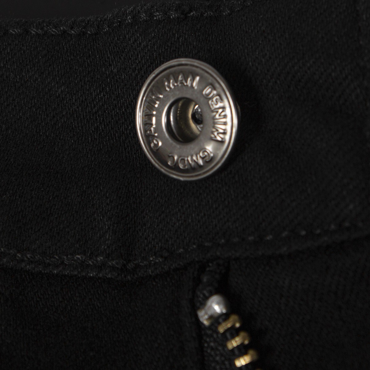 Quần Jeans nam đen trơn Galvin basic chất co giãn form slimfit QJGV32 - Leo Vatino | BigBuy360 - bigbuy360.vn