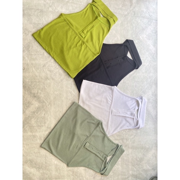 áo cổ polo hở lưng A3 | BigBuy360 - bigbuy360.vn