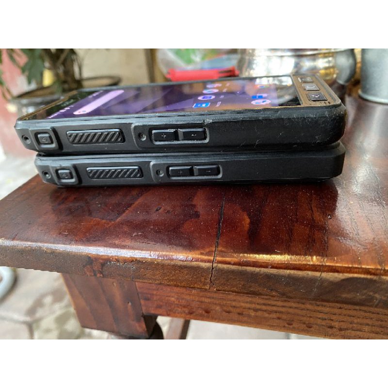 Điện thoại Sonim XP8800