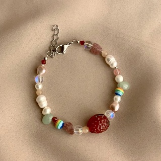 Vòng tay Strawberry Handelait Đính Hạt Đá Nhân Tạo Hình Quả Dâu