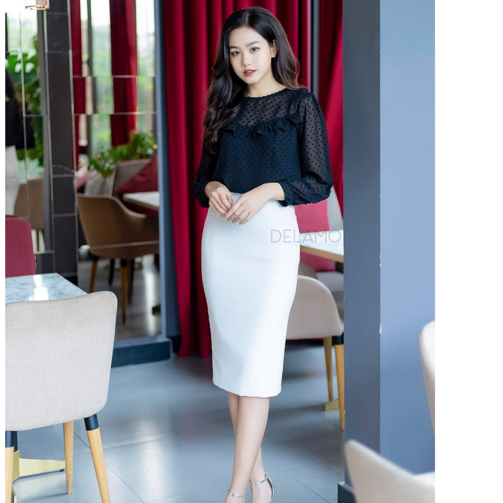 M8A- Chân bút chì xẻ sau màu trắng qua gối 2 lớp