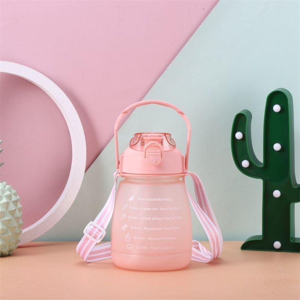 Bình Đựng Nước Bằng Nhựa Dung Tích Lớn Chống Rơi Màu Sắc Tuyến Tính