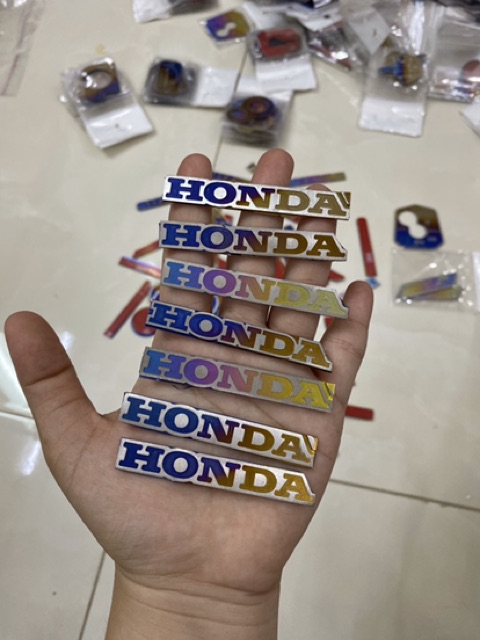 Logo Chữ HONDA/SUZUKI titan luôn keo 3M