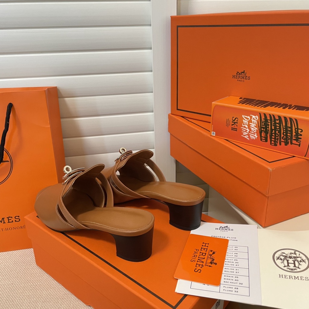 Giày sandal Cao Gót Màu Kẹo Khóa H Cho Nữ