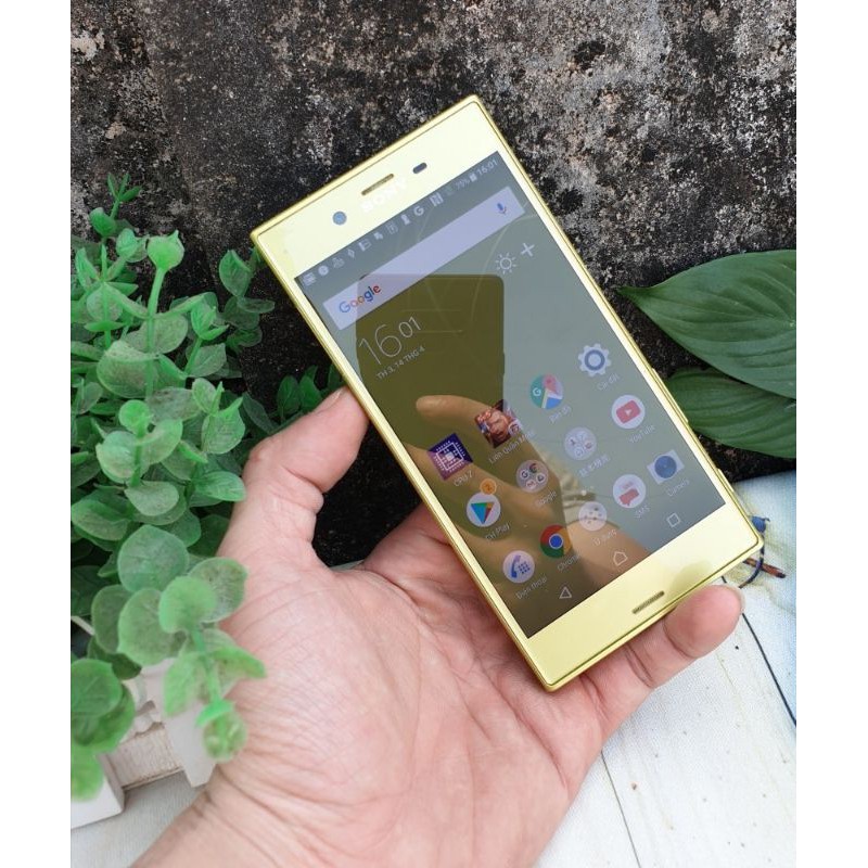 Điện Thoại Sony Xperia XZs