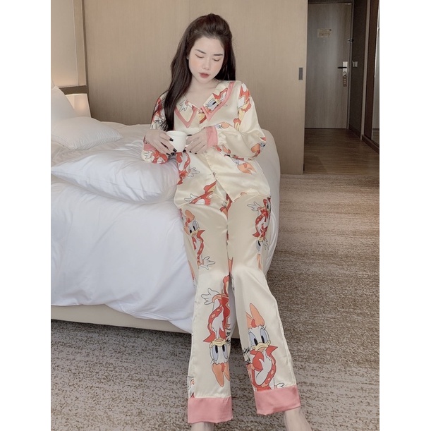 Bộ đồ Pijama Bộ Ngủ Lụa Dài Tay Cổ Nhọn xinh xắn | BigBuy360 - bigbuy360.vn