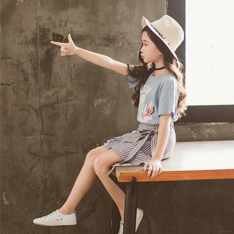 Set áo thun ngắn tay in hoa + Chân váy ngắn dễ thương cho bé gái