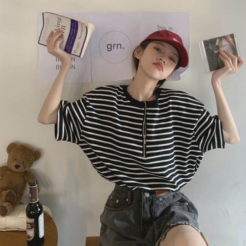 Áo Thun Tay Ngắn Cổ Tròn Họa Tiết Kẻ Sọc Dáng Rộng Thời Trang Mùa Hè Hàng Mới Dành Cho Nữ 2022