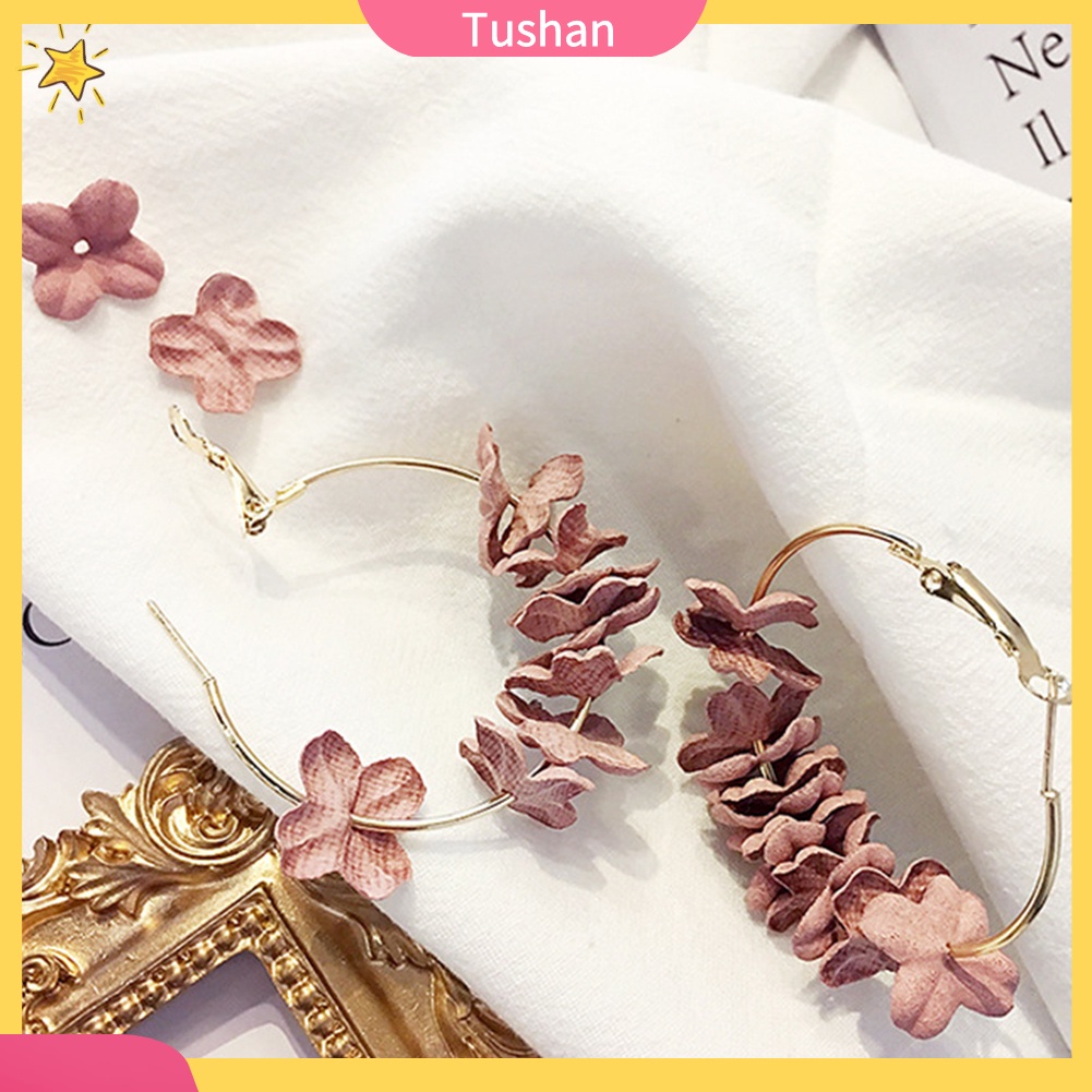 Khuyên tai dạng vòng phối hoa thời trang dành cho nữ