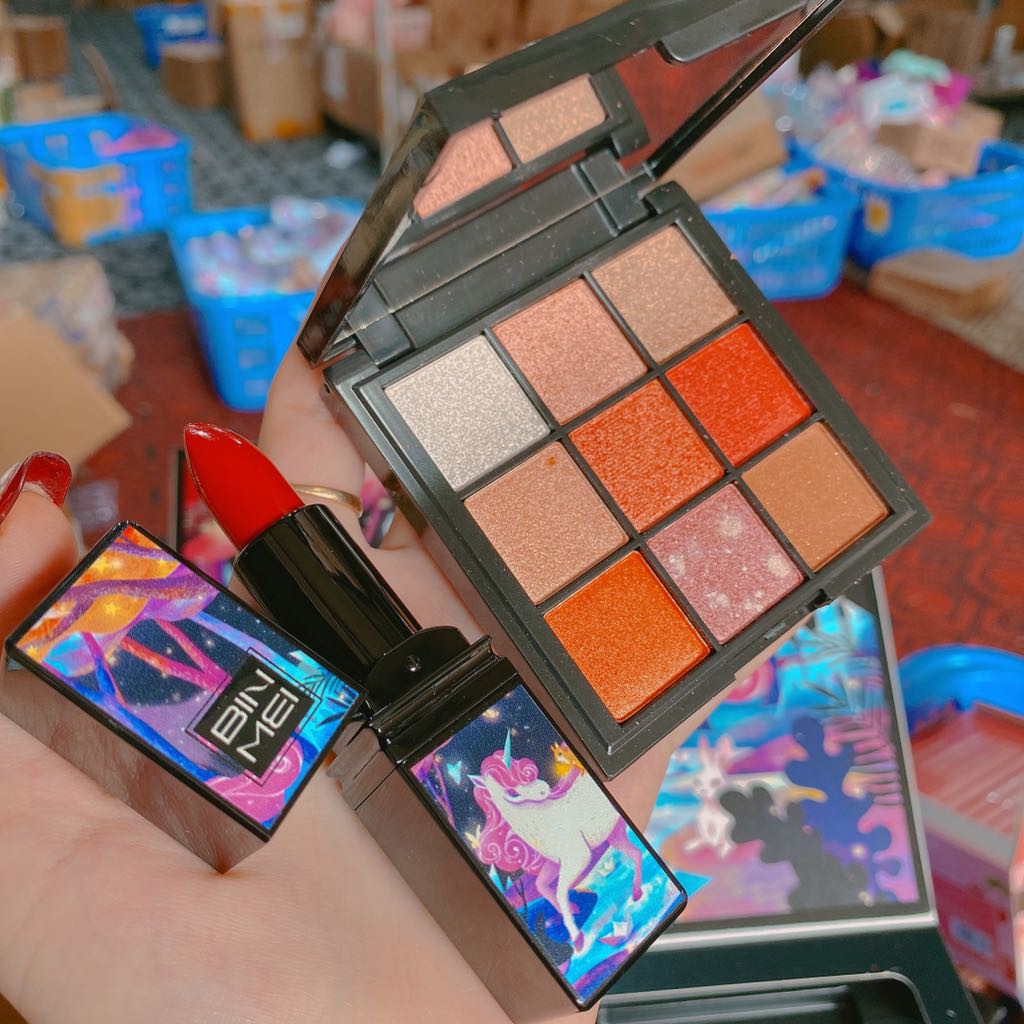 Set trang điểm 4 món BinMei ngựa trắng cao cấp | BigBuy360 - bigbuy360.vn