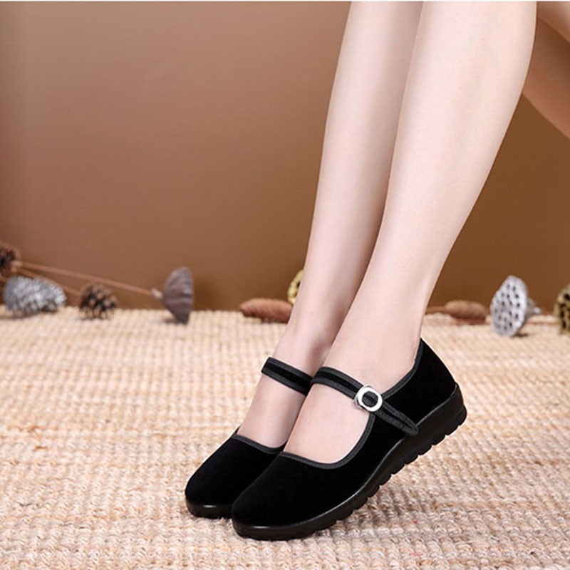 Giày vải mềm mại thiết kế đáng yêu cho nữ | BigBuy360 - bigbuy360.vn