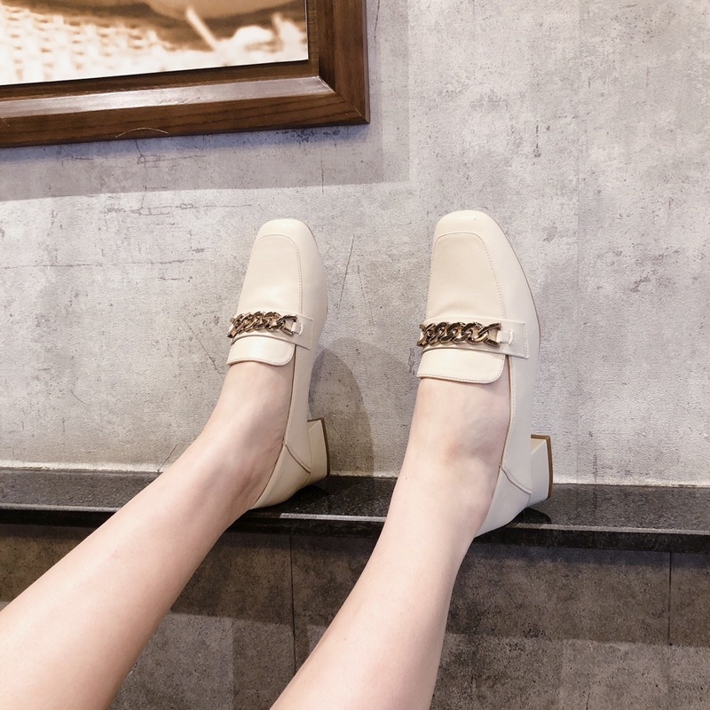 Giày Moca Mũi Vuông Phối Dây Xích Vàng Da Mềm Hàng Đẹp Loại 1