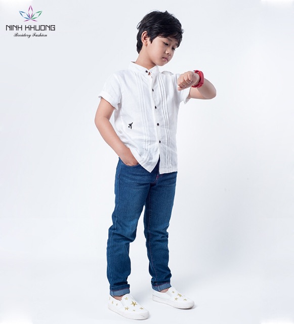 Jean bé trai cao cấp co dãn size từ 1-10, giá 298k giảm còn 99k