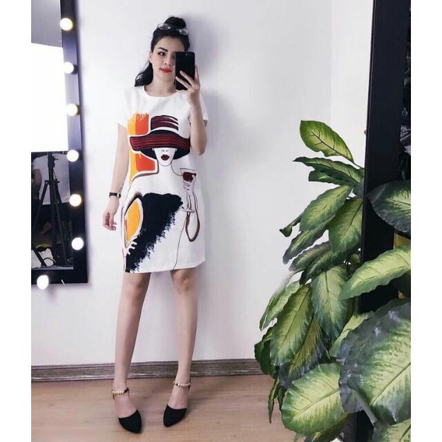 Đầm suông hình cô gái