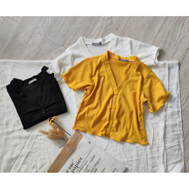 Áo croptop body 3 nút, hình thật ảnh sàn